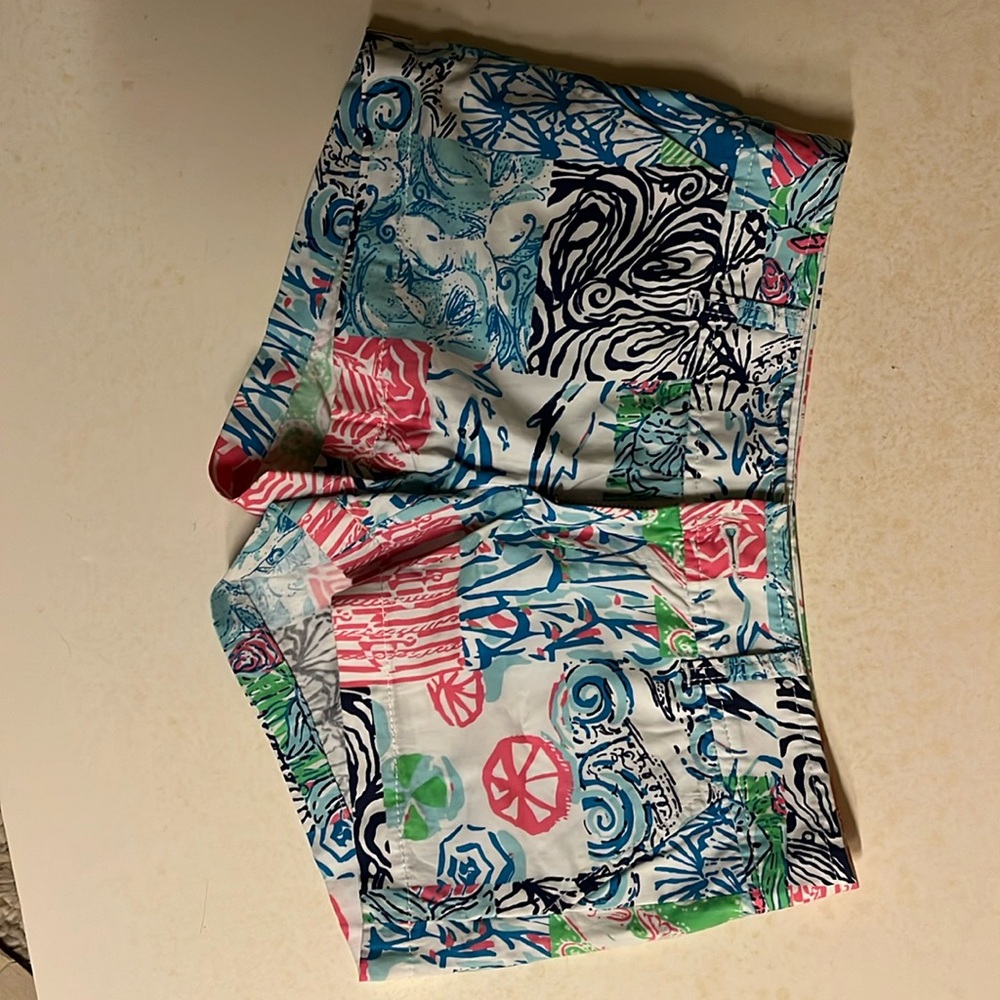 Women’s Lilly Pulitzer Walsh short